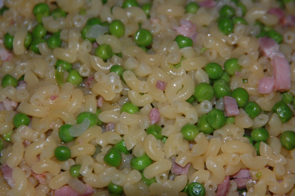Coquilettes petits pois lardons