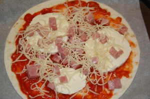 Tortilla façon pizza jambon/gruyère