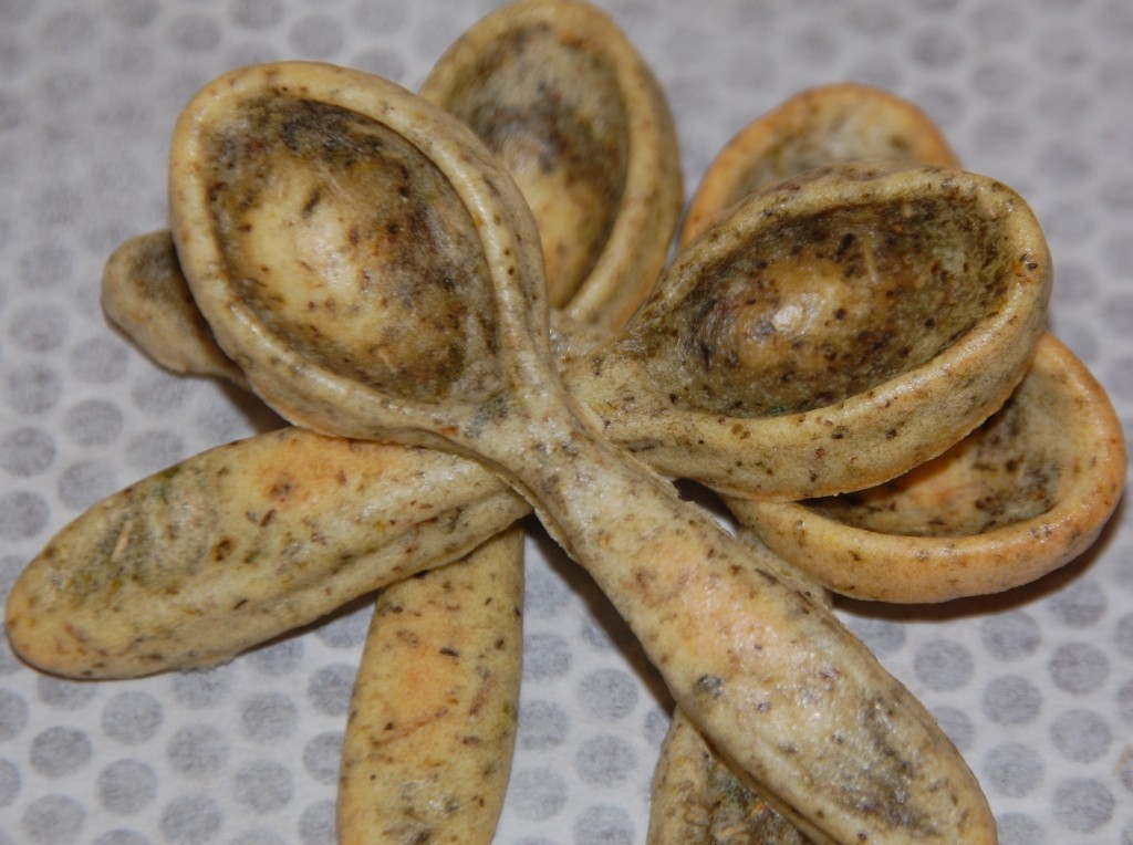 Cuillères aux herbes à manger !