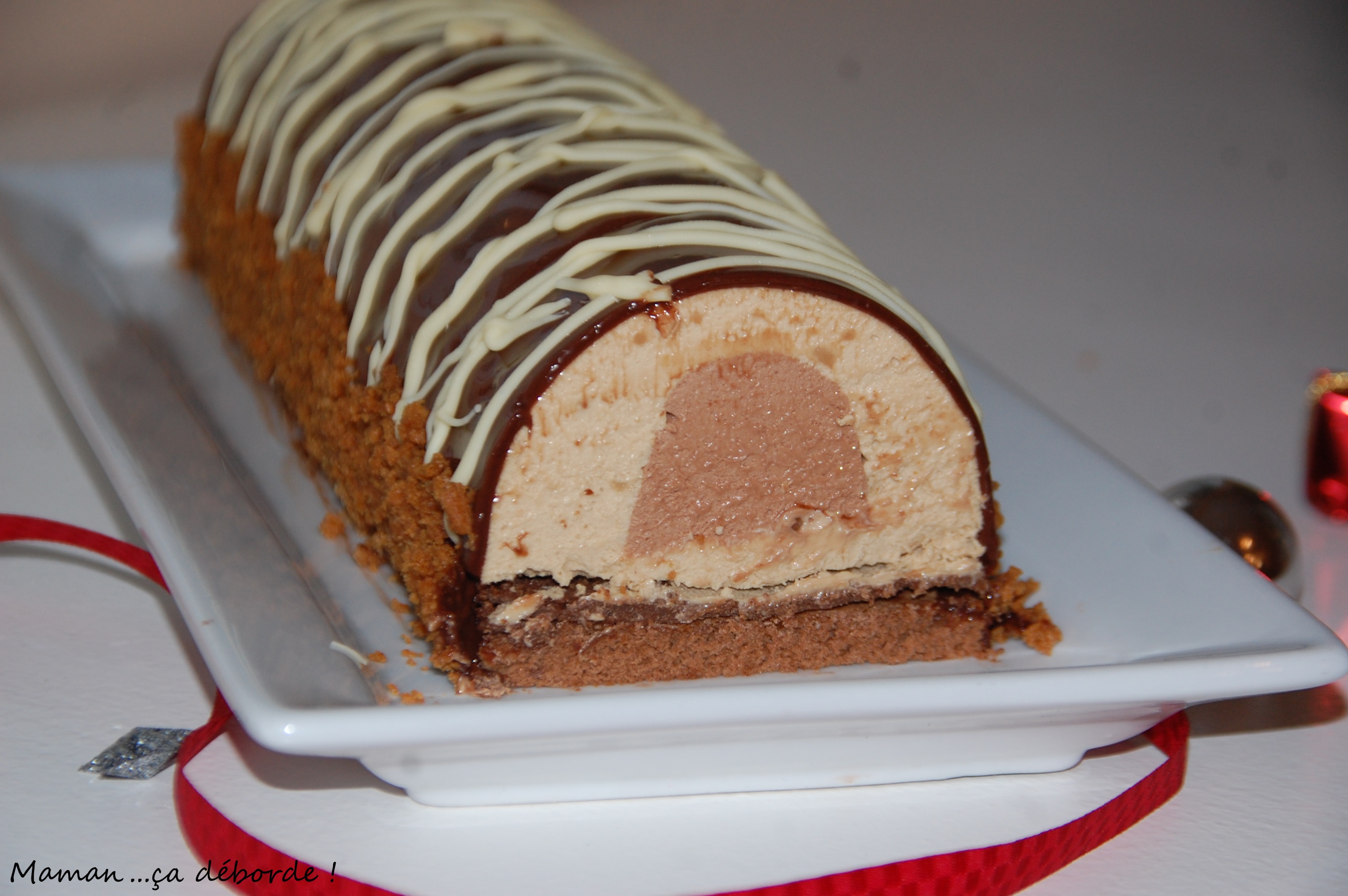 Buche spéculoos nutella Maman...ça déborde