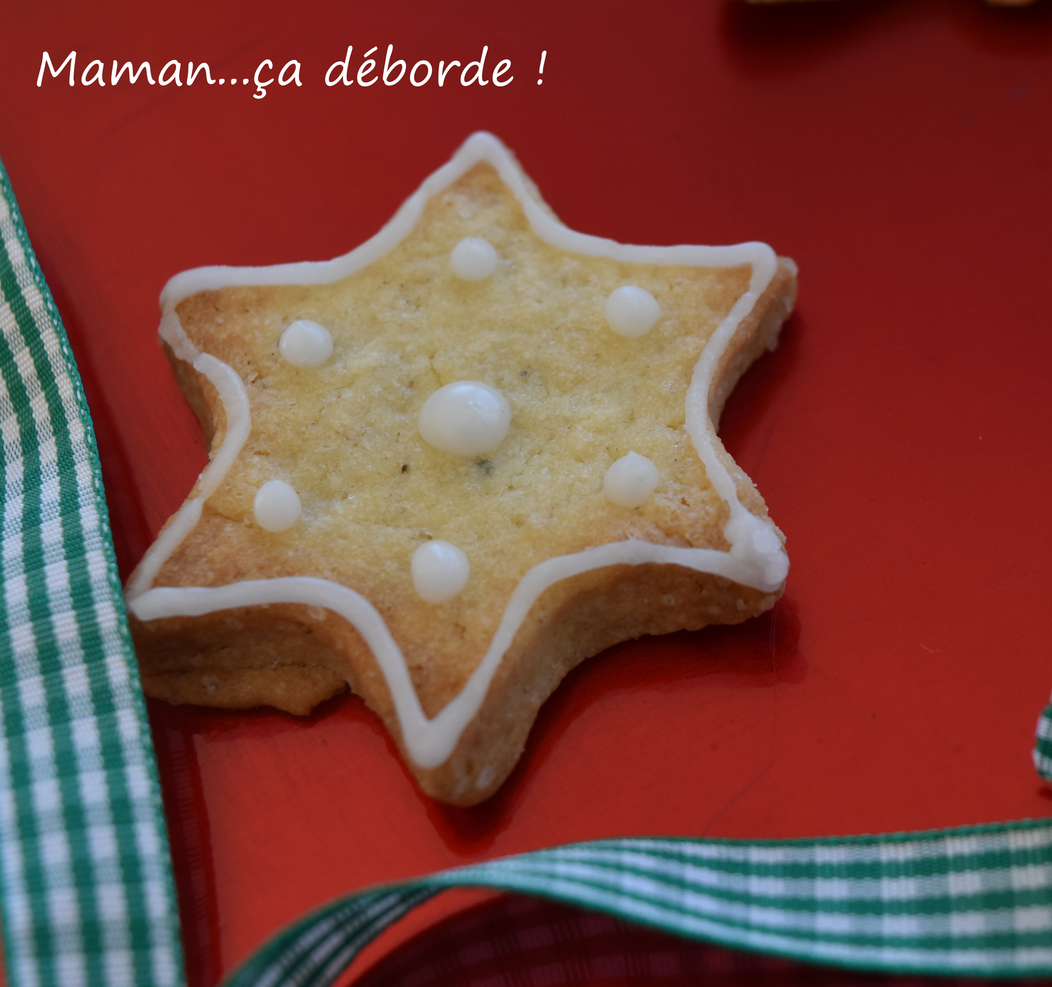 Sablés à la fève tonka (décor feuille transfert) - Recettes de cuisine  Ôdélices