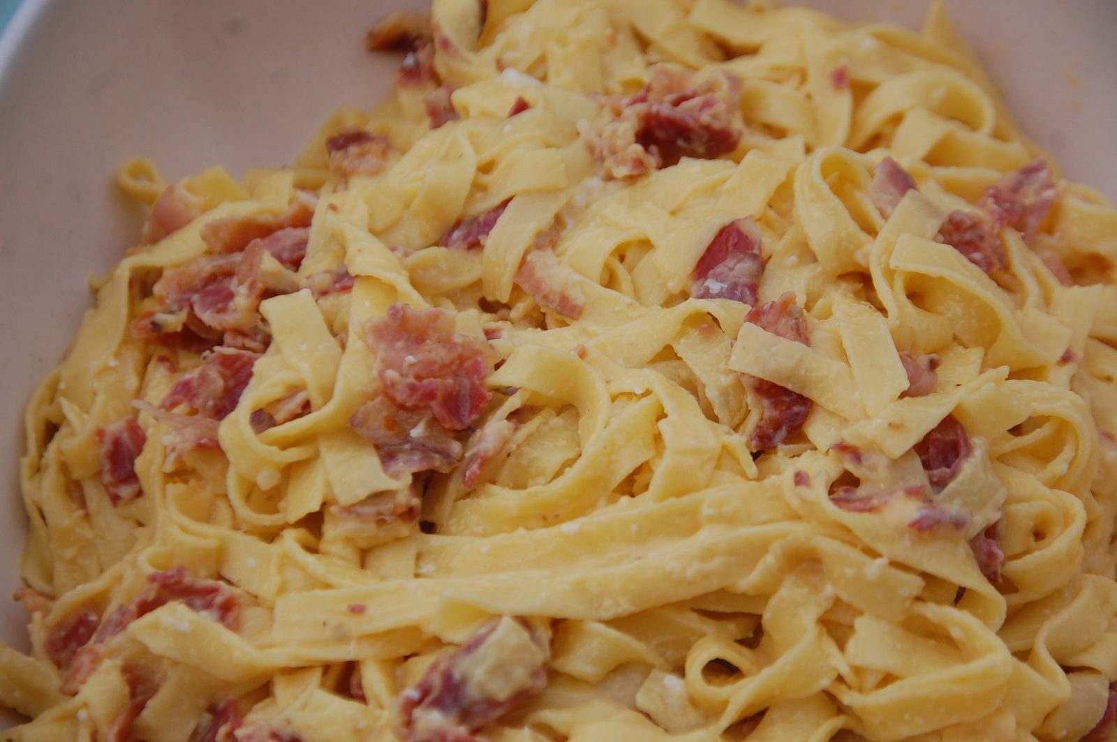 La VRAIE recette des tagliatelles à la carbonara