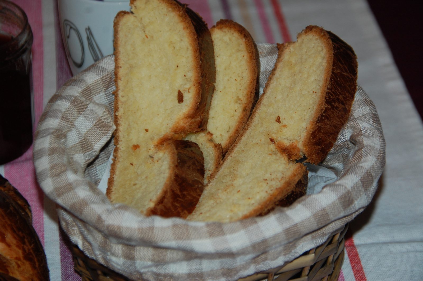 Brioche vendéenne