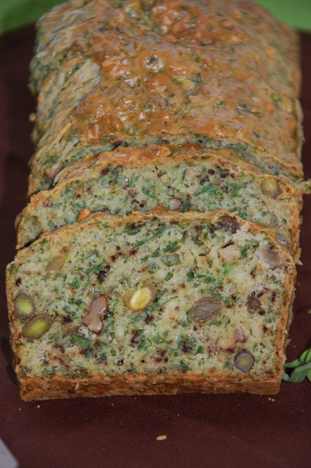 Cake roquette,noix et pistache
