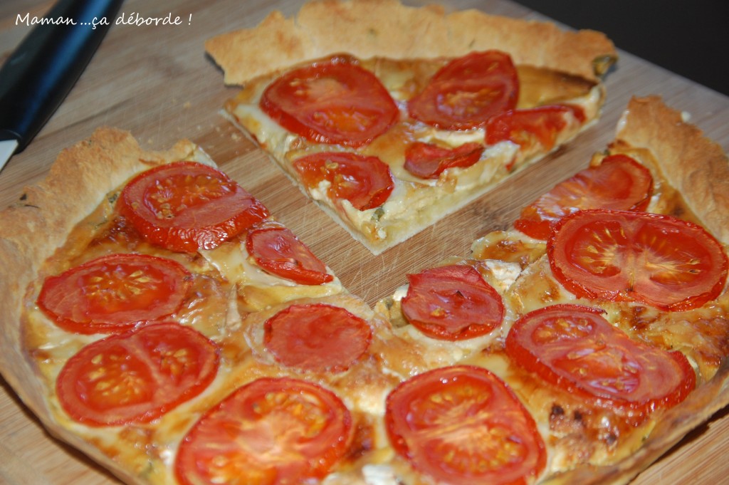 Tarte tomate, chèvre et moutarde - Maman...ça déborde
