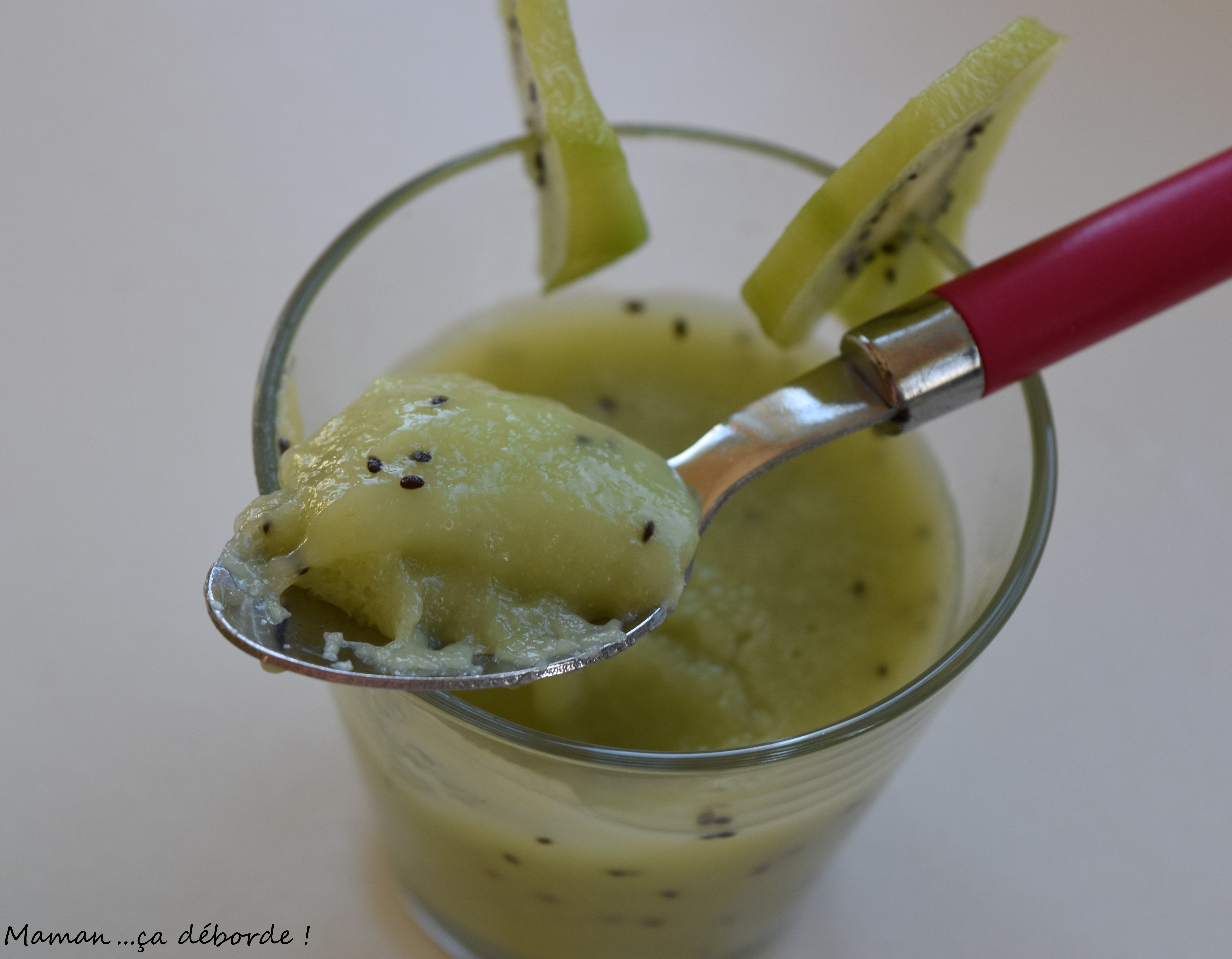 Crème dessert au kiwi - Maman...ça déborde