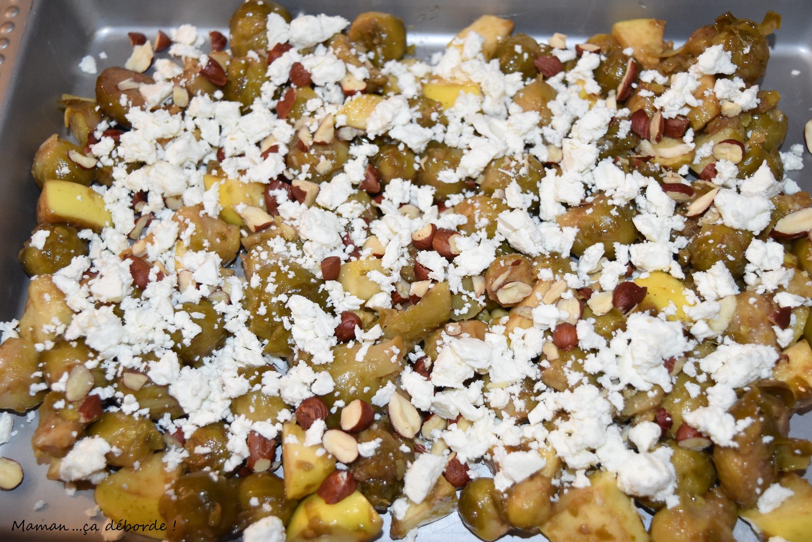 Choux de Bruxelles rôtis, pommes et feta
