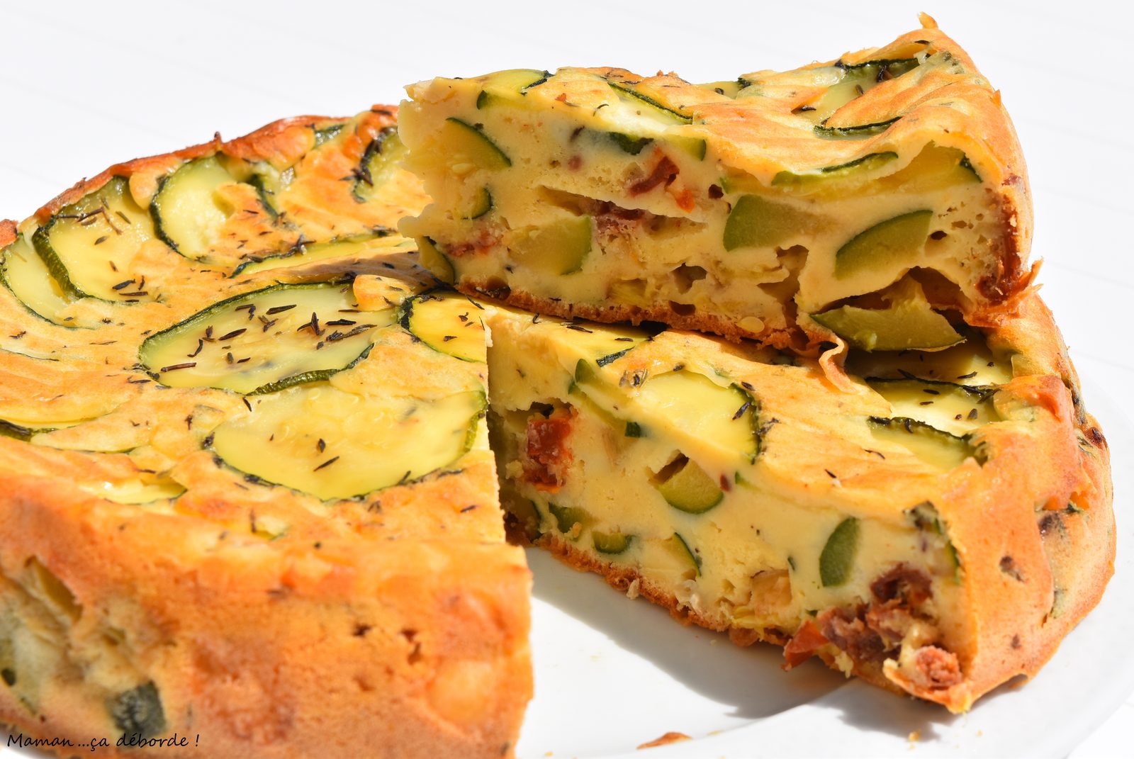 Gâteau renversé au yaourt et aux courgettes grillées