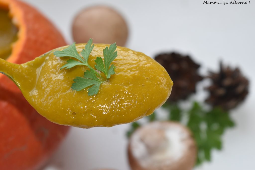 Velouté De Potimarron Et Champignons - Maman...ça Déborde