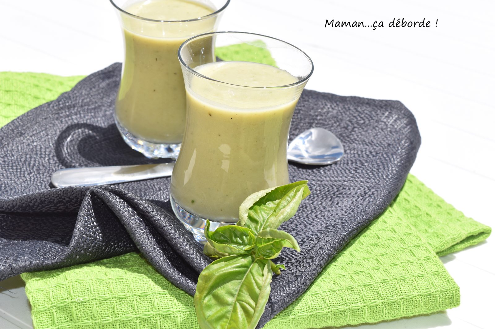 Gaspacho de cosses de petits pois
