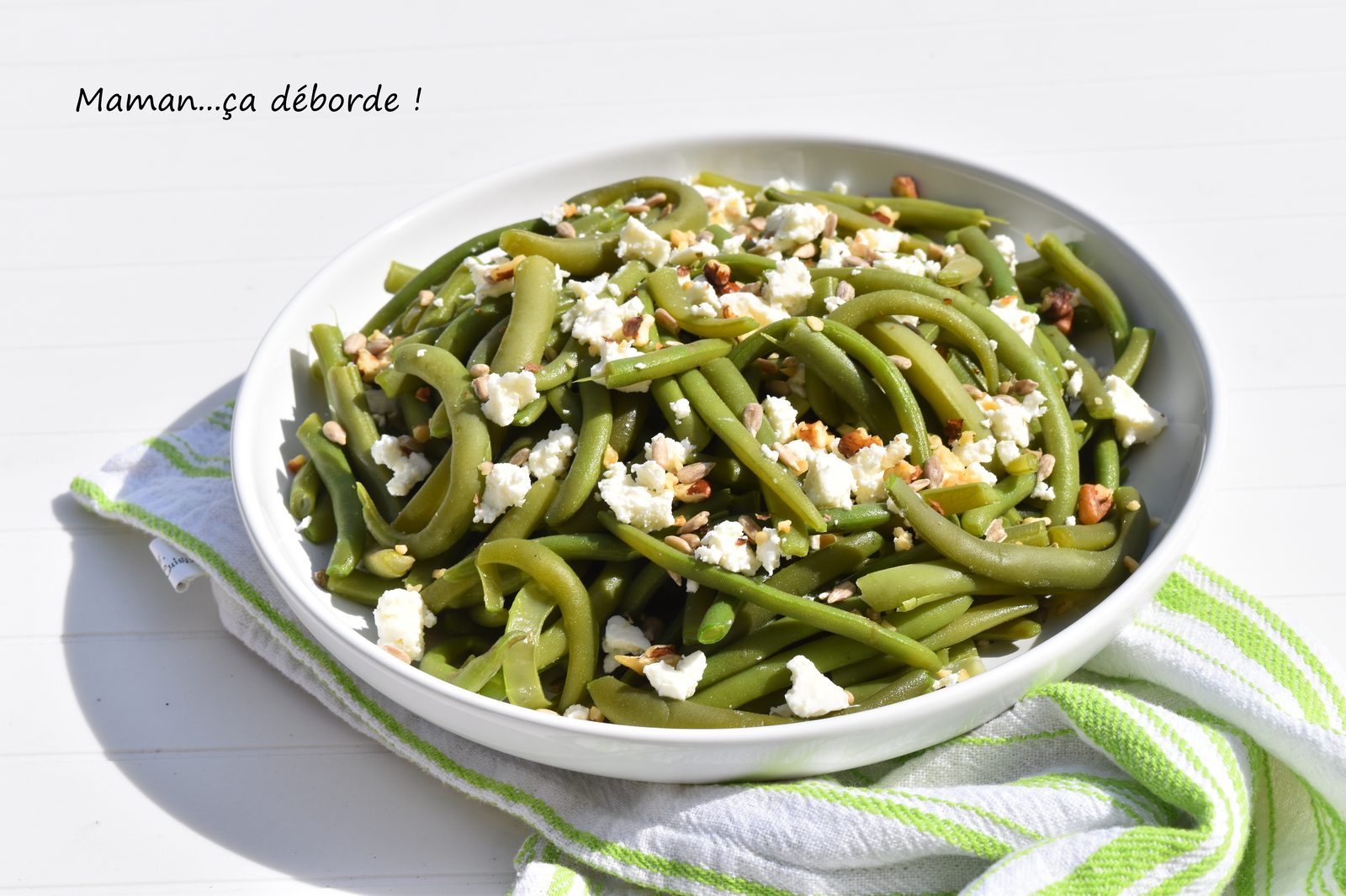 Salade de haricots verts, feta et graines