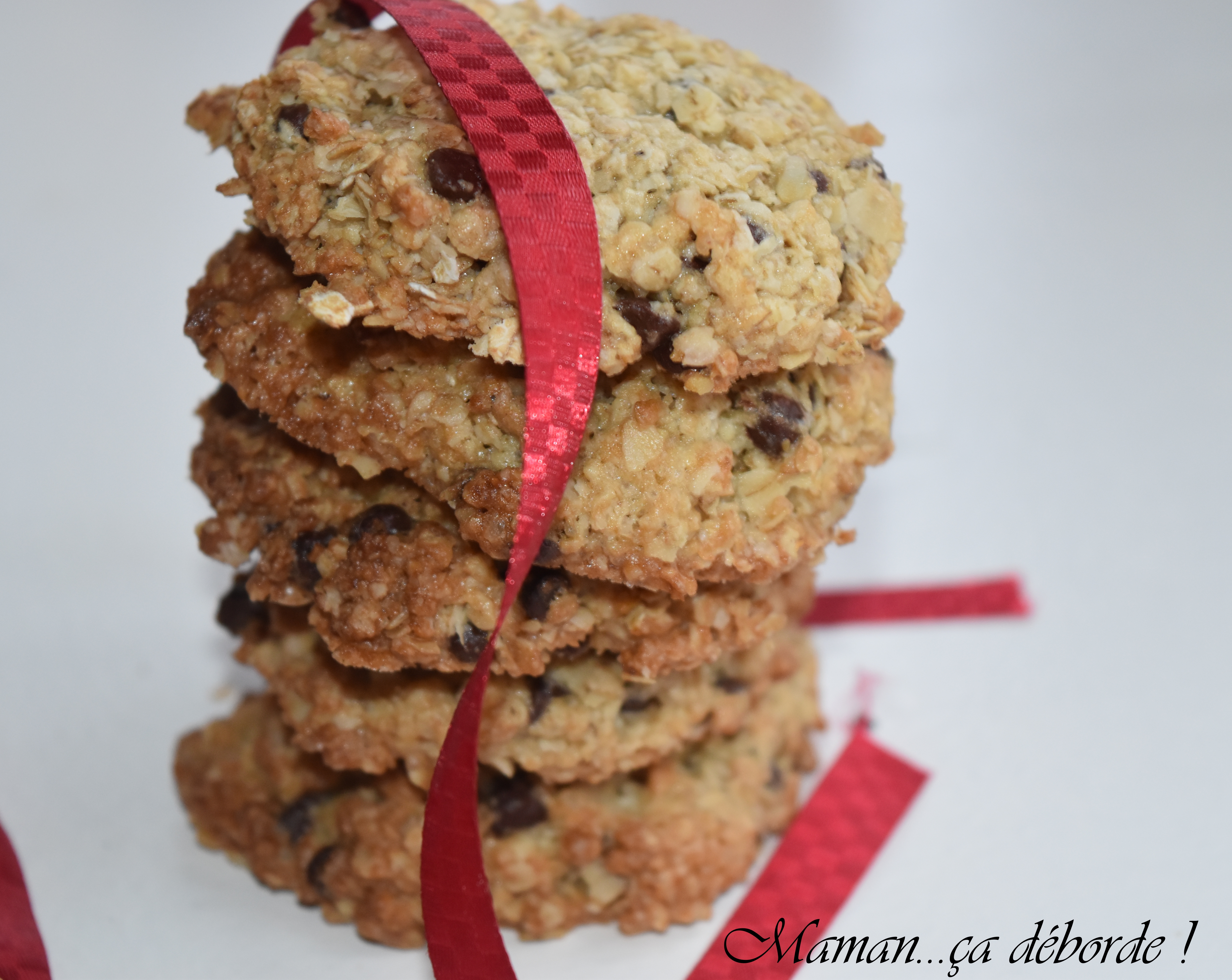 Cookies Aux Flocons D'avoine Et Pépites De Chocolat - Maman...ça Déborde