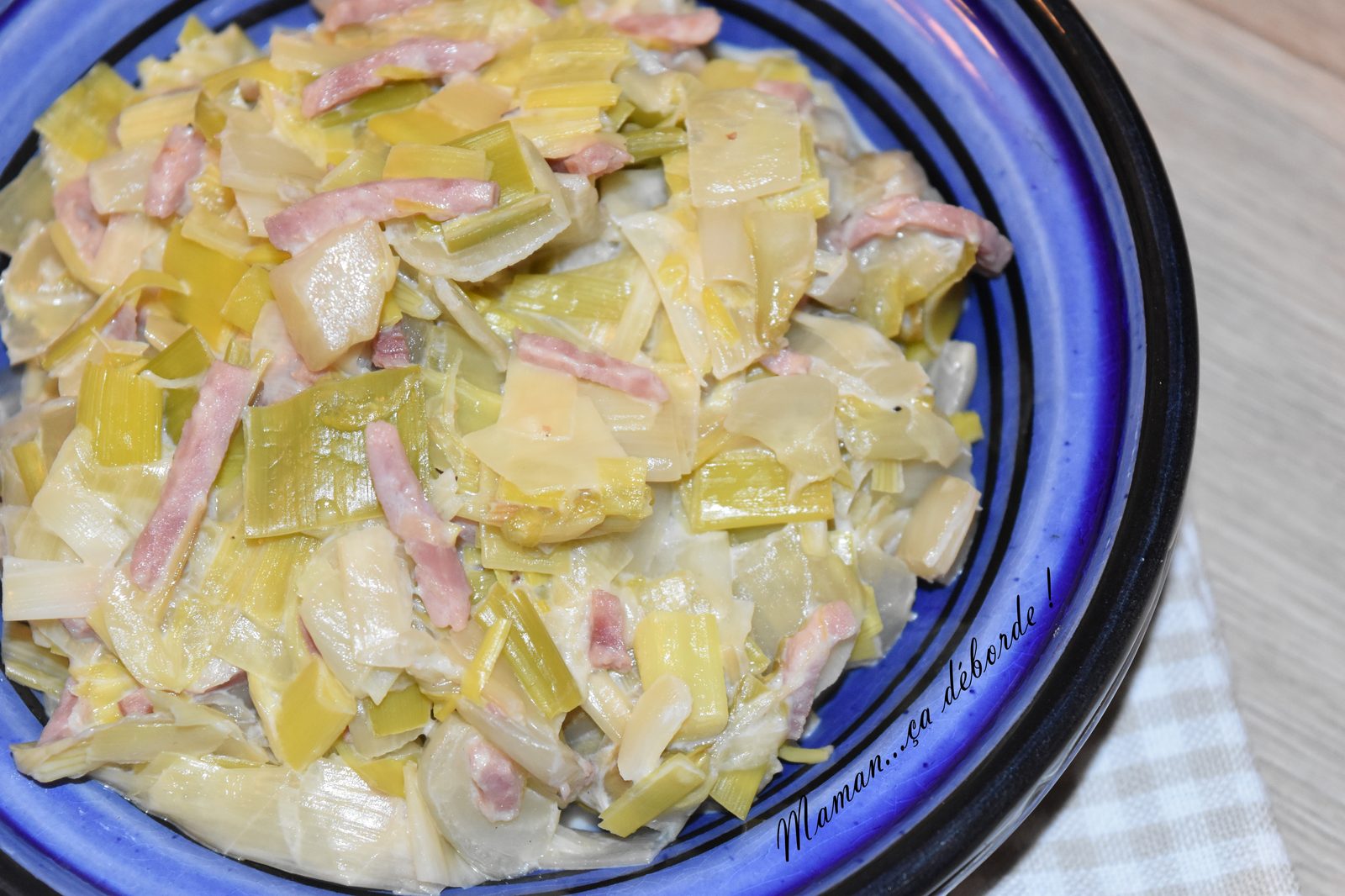 Poêlée d'endives et de poireaux aux lardons