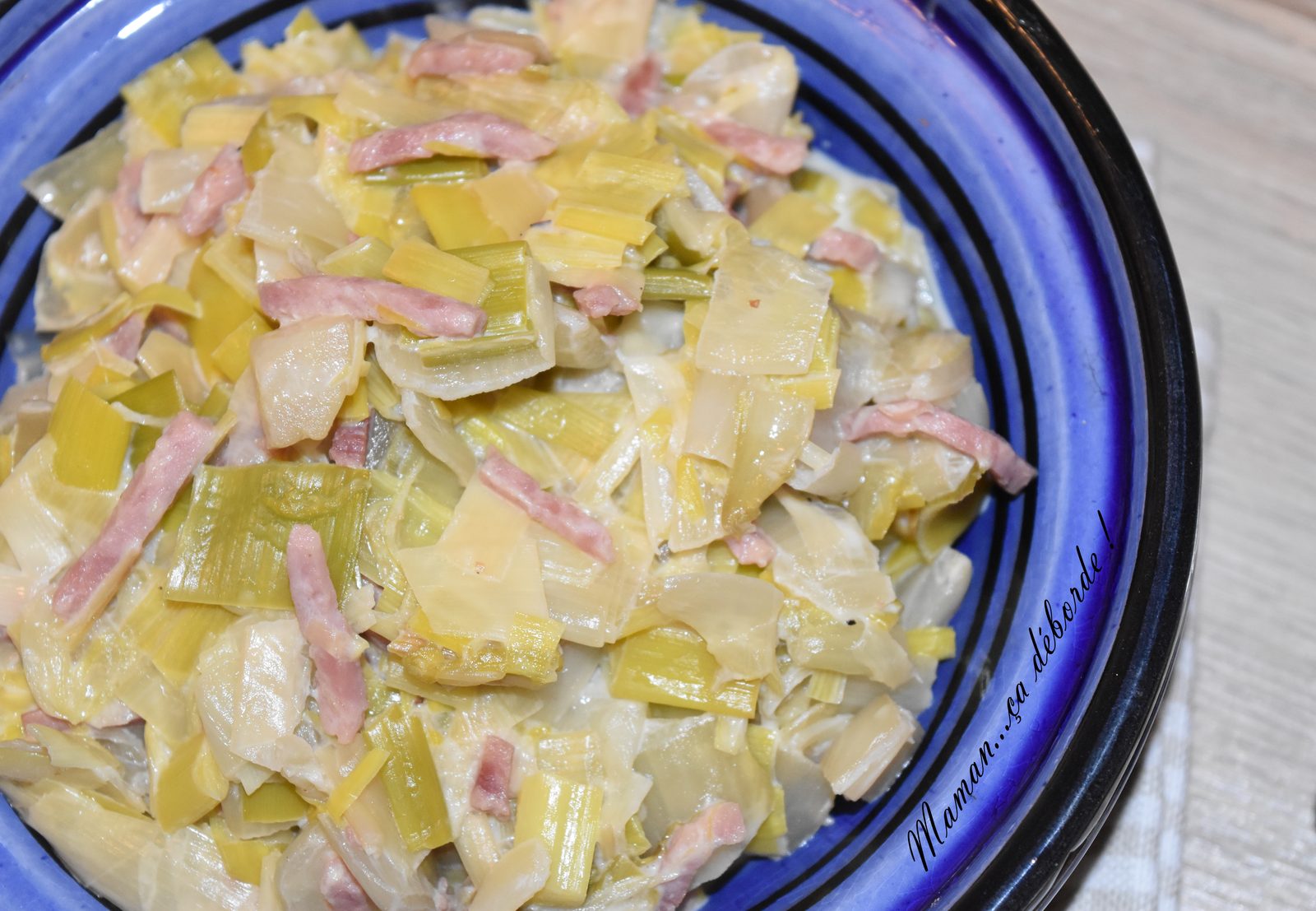 Poêlée d'endives et de poireaux aux lardons