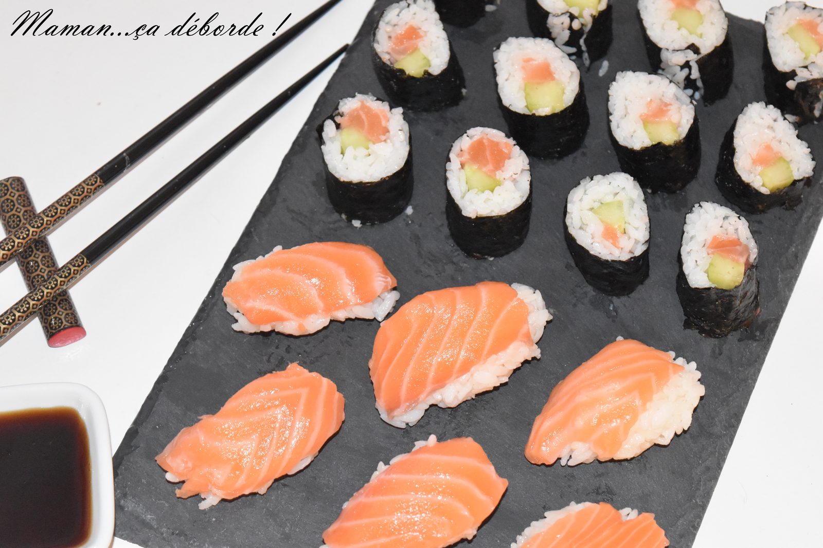 Makis et sushis au saumon