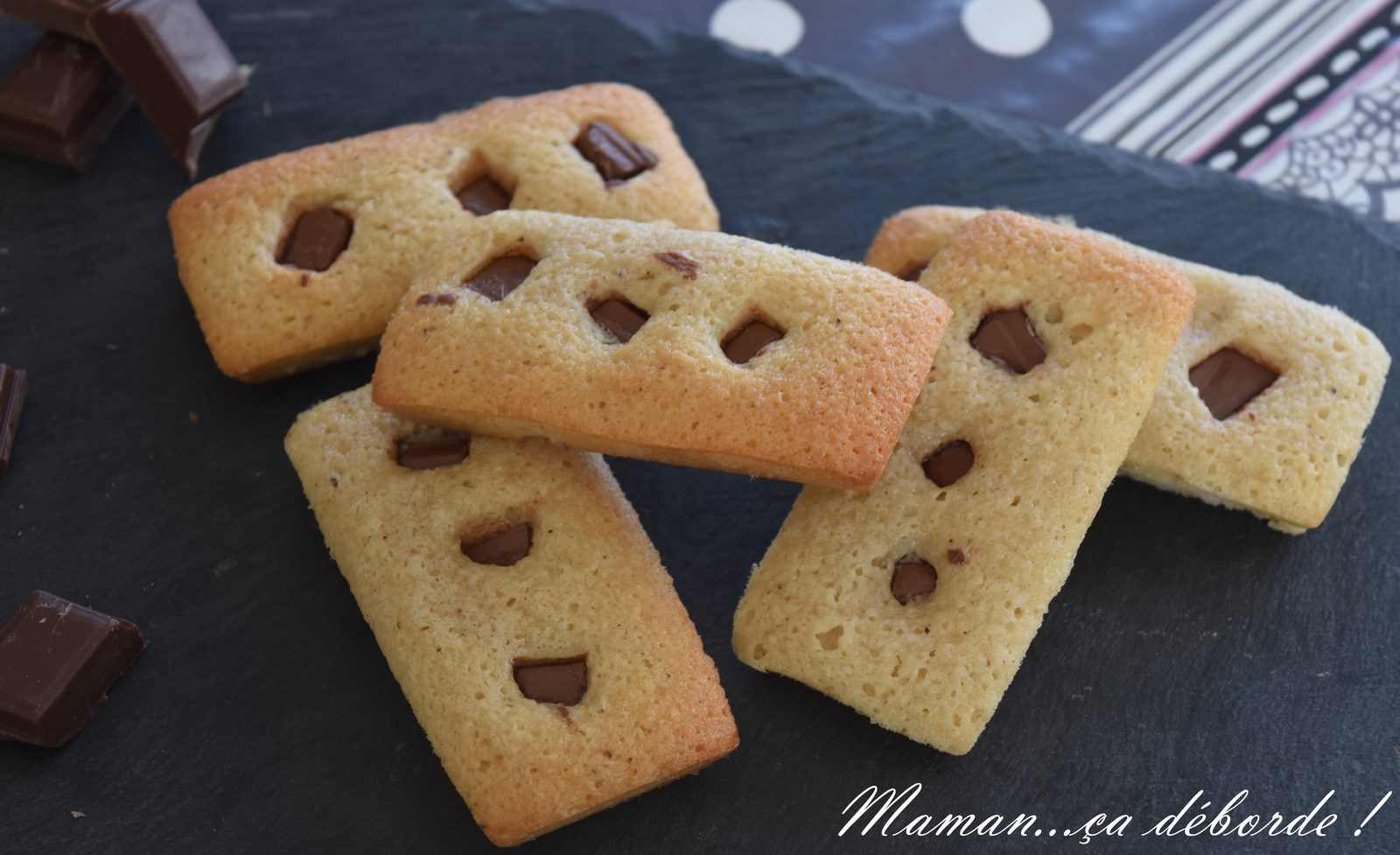Financier fève tonka et chocolat au lait