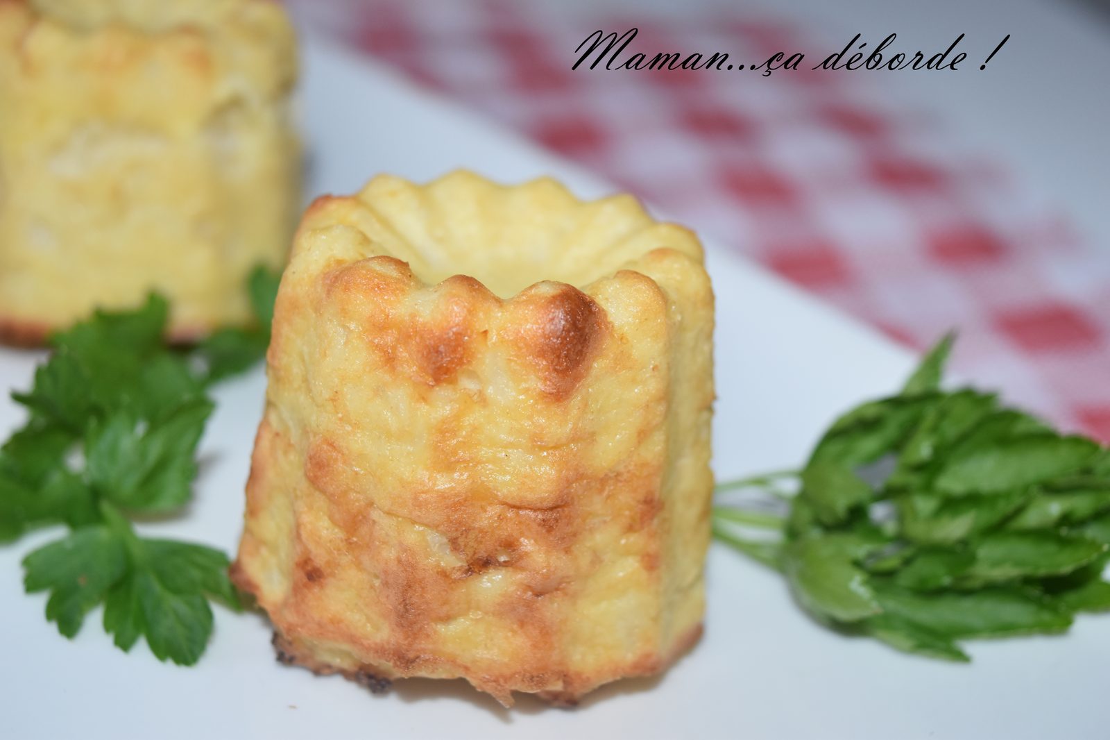 Cannelés au chou fleur et au parmesan