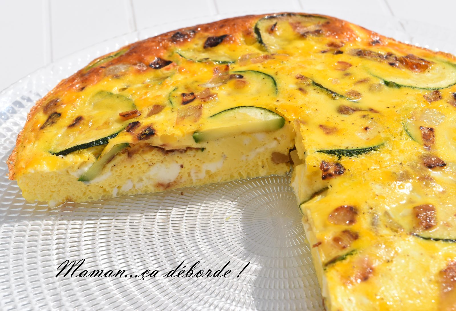 Omelette au four courgette, feta et oignon