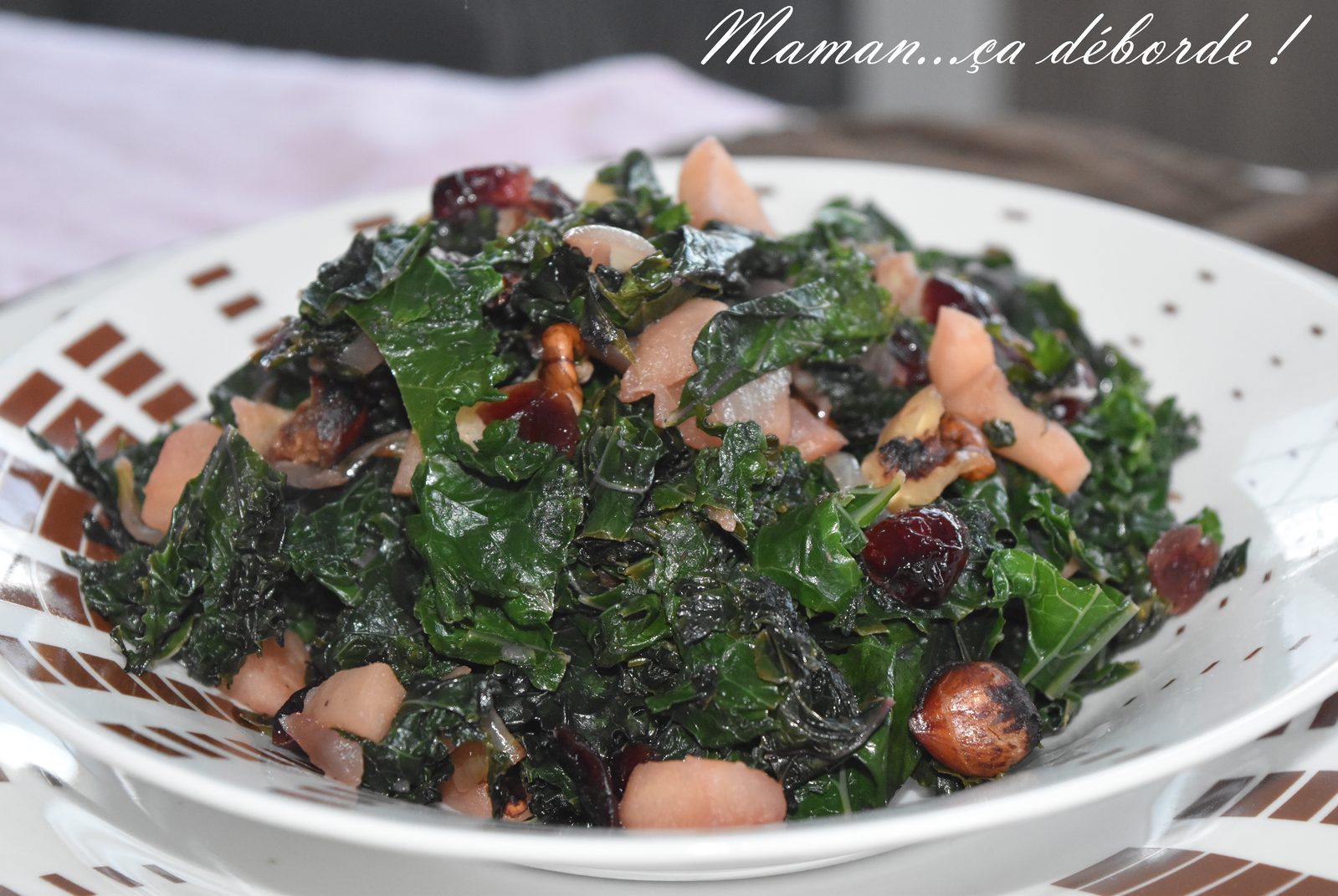 Poêlée de chou kalé aux pommes et cranberries