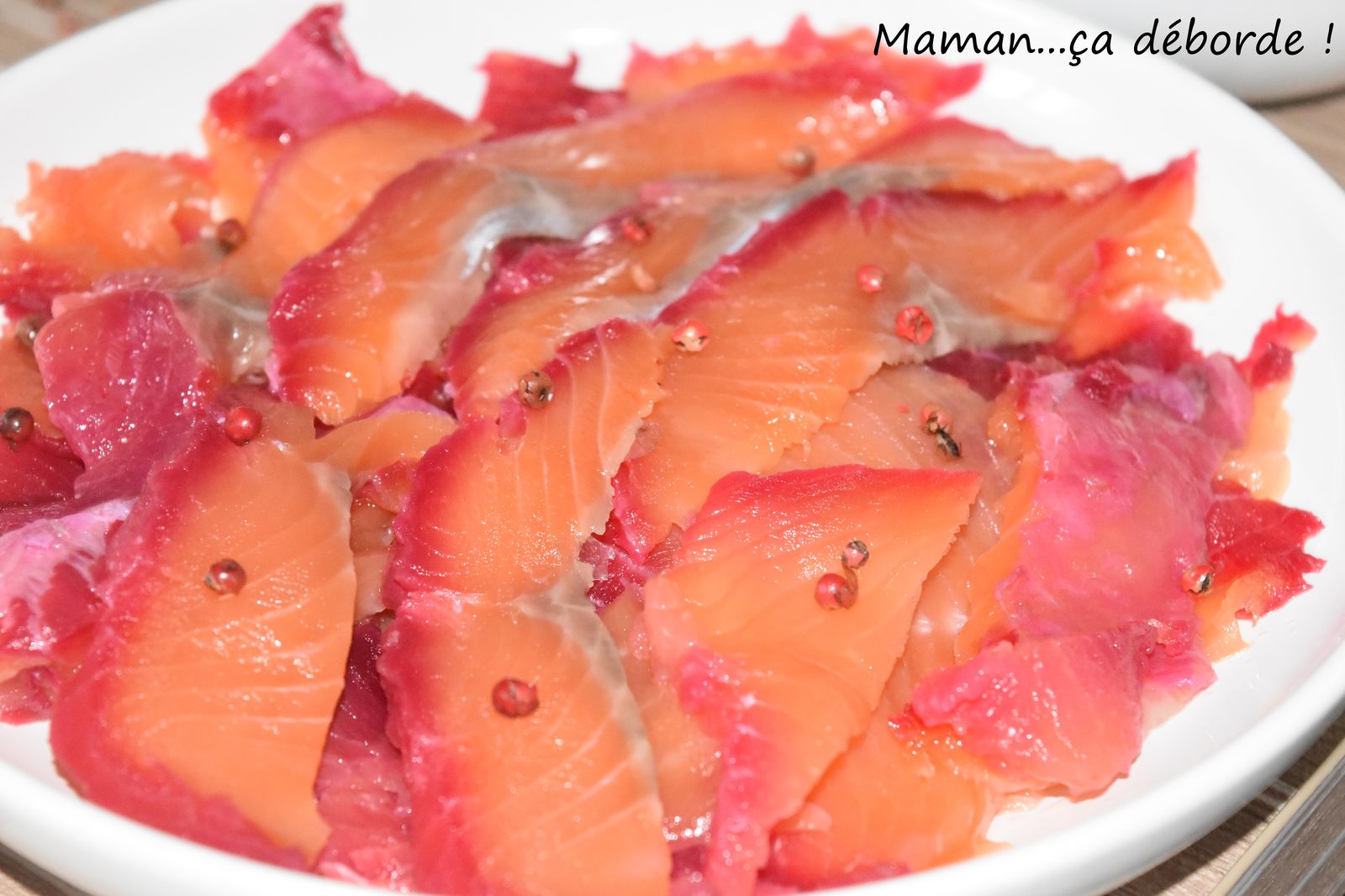 Saumon gravlax à la betterave