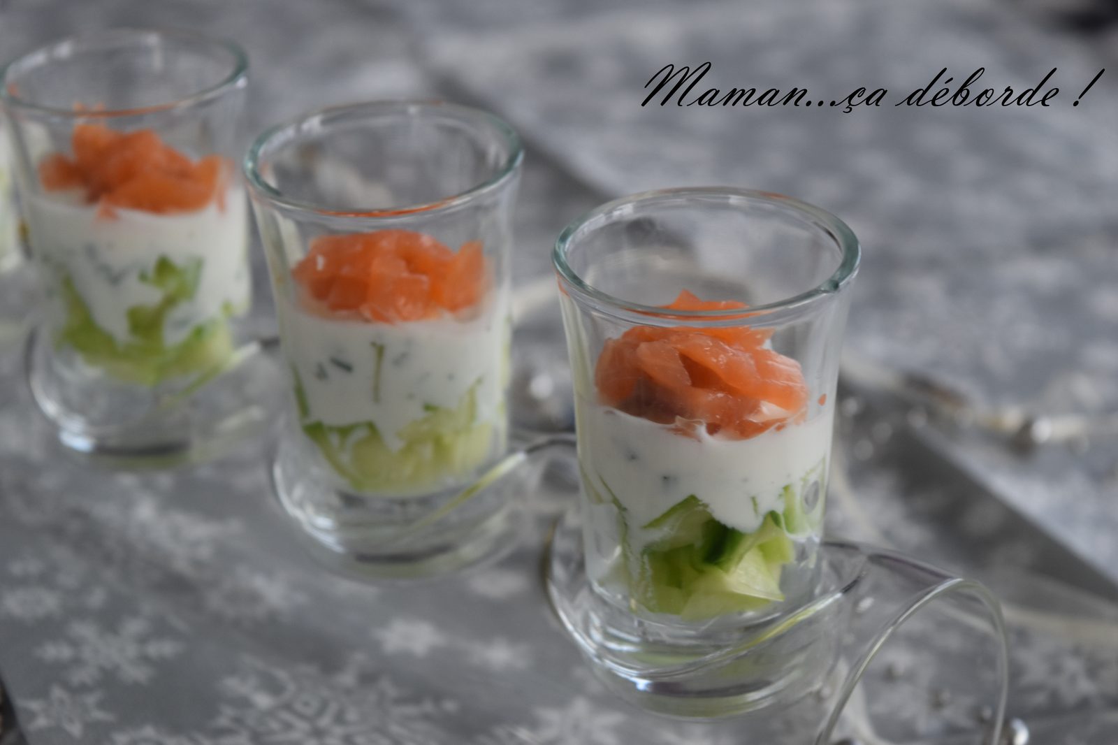 Verrine saumon, concombre et sauce au yaourt