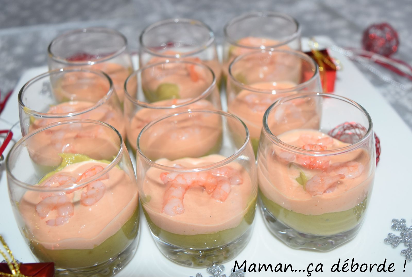 Verrine avocat, crevette sauce cocktail