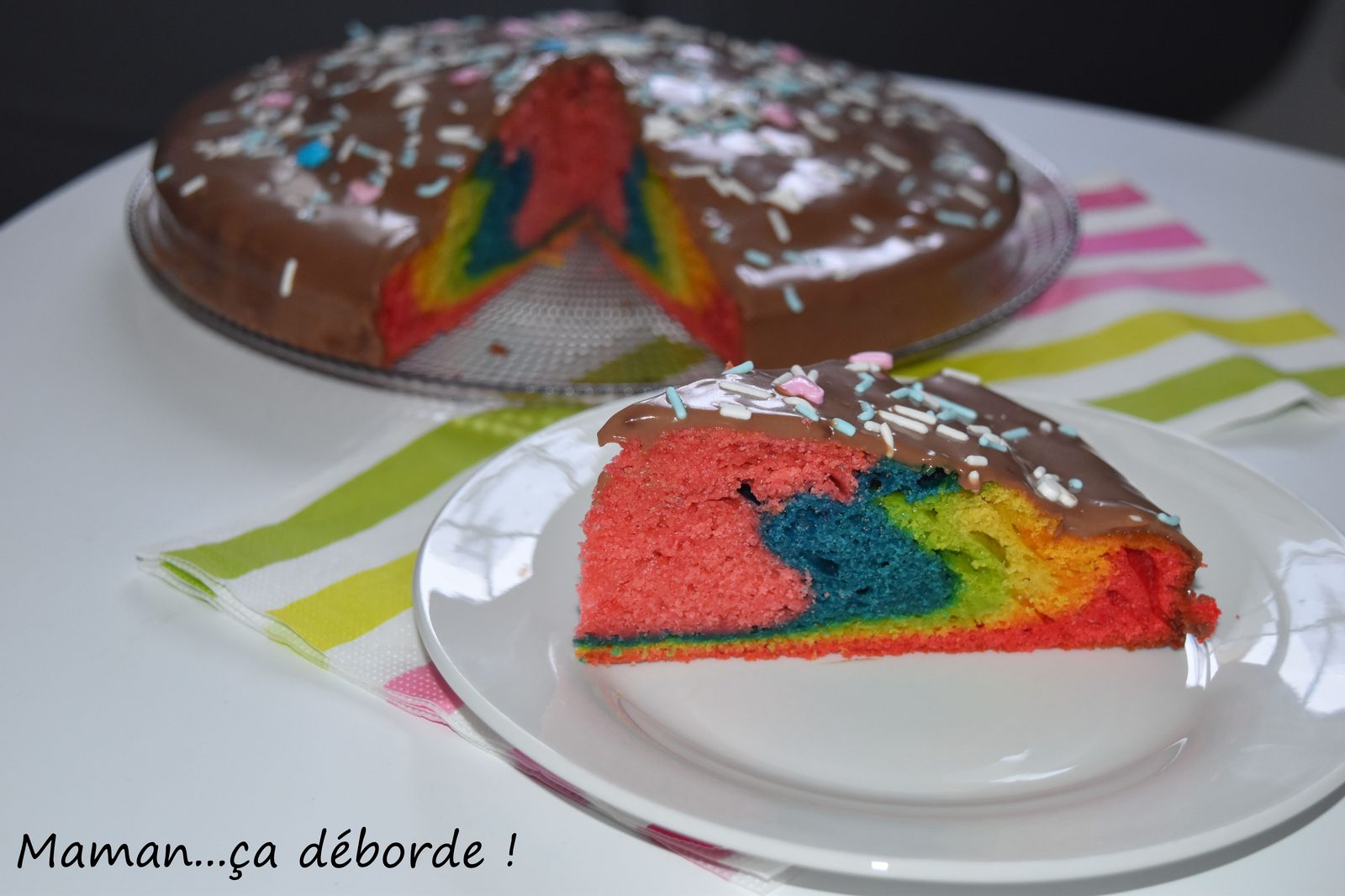 Gâteau arc en ciel
